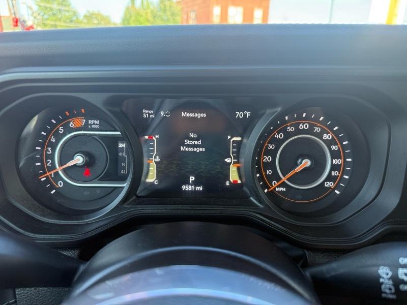 Jeep Wrangler Sahara 2025