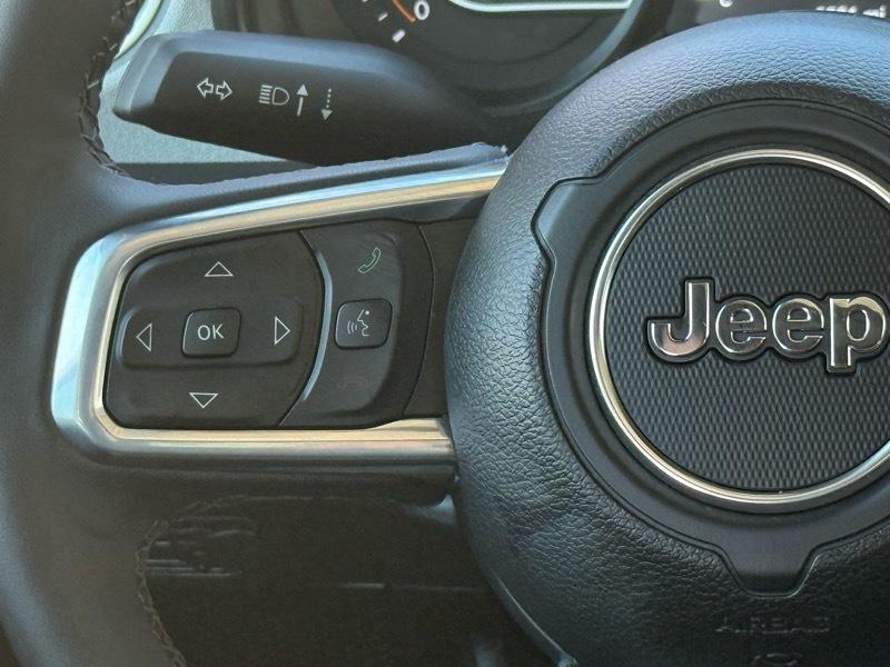 Jeep Wrangler Sahara 2025