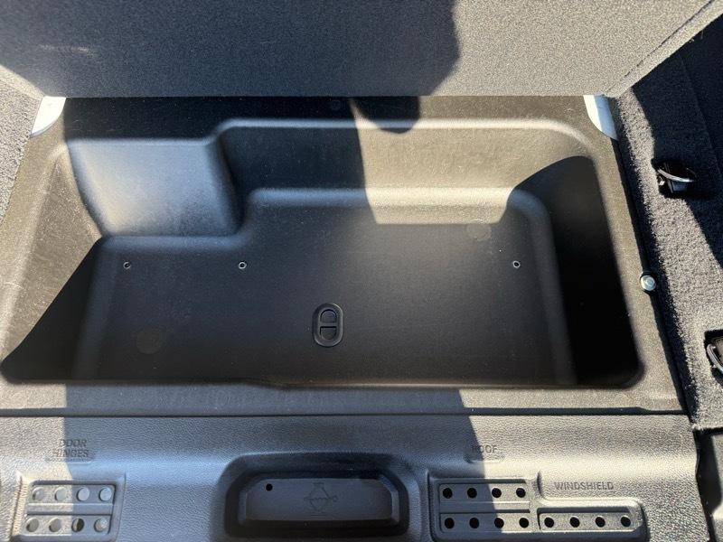 Jeep Wrangler Sahara 2025