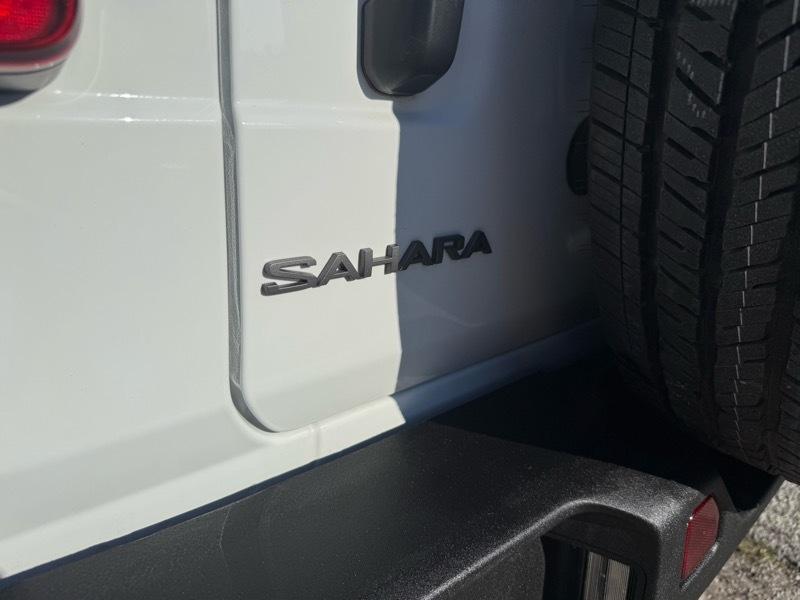 Jeep Wrangler Sahara 2025