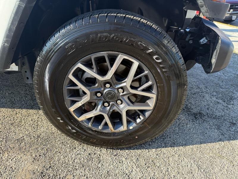 Jeep Wrangler Sahara 2025