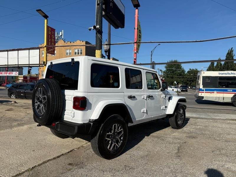 Jeep Wrangler Sahara 2025