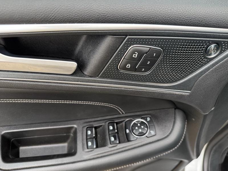 Ford Edge Titanium 2024