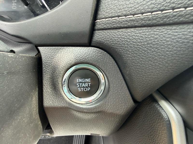 Toyota RAV4 XLE AWD 2025