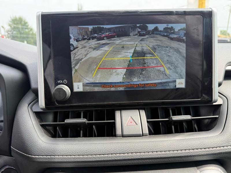 Toyota RAV4 XLE AWD 2025
