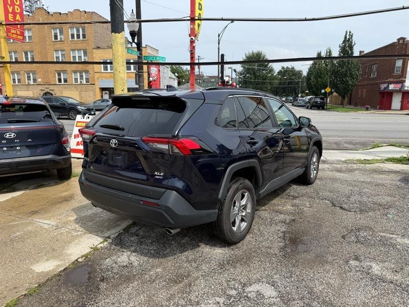 Toyota RAV4 XLE AWD 2025