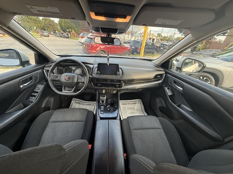 Nissan Rogue SV 2025