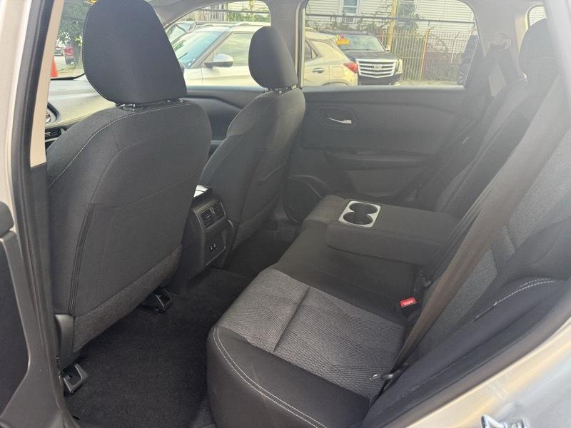 Nissan Rogue SV 2025