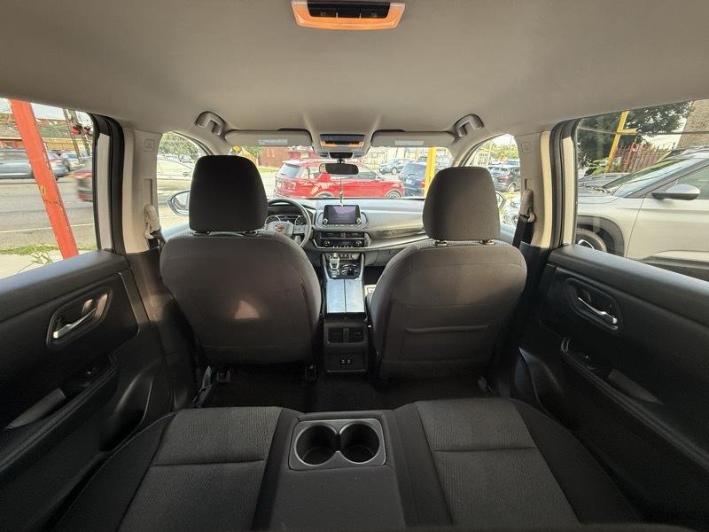 Nissan Rogue SV 2025