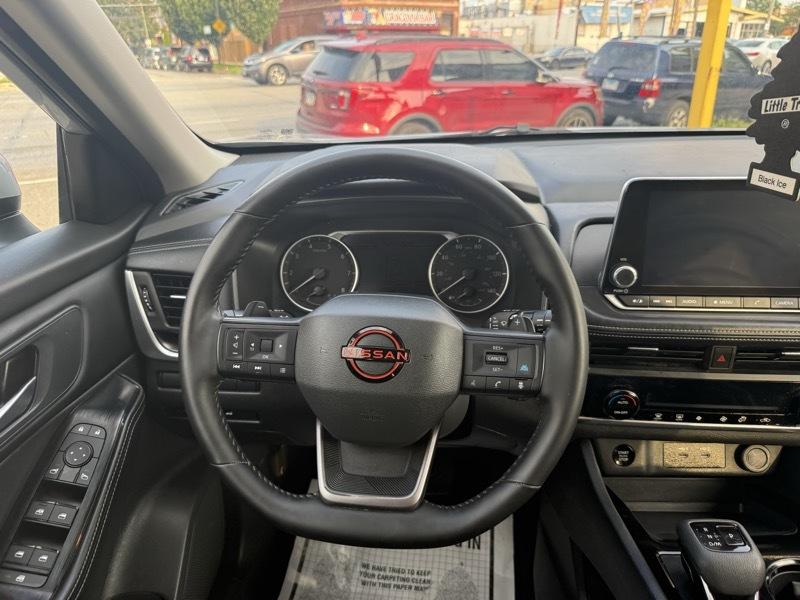 Nissan Rogue SV 2025