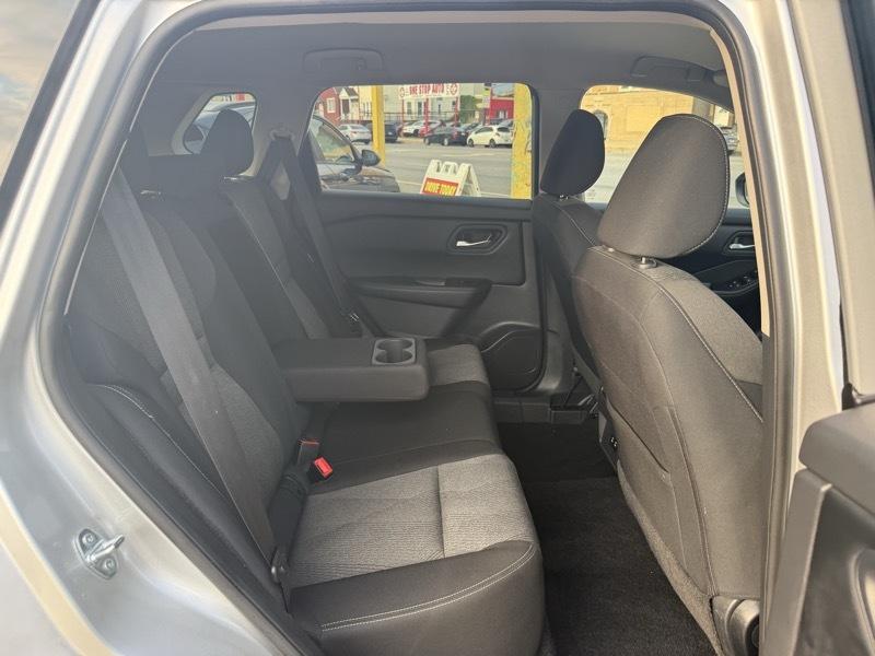 Nissan Rogue SV 2025