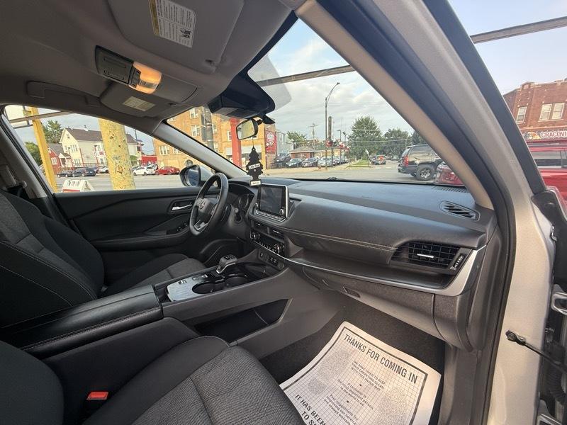 Nissan Rogue SV 2025