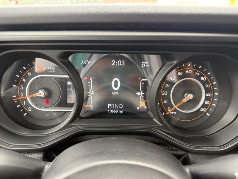 Jeep Wrangler Sahara 2025