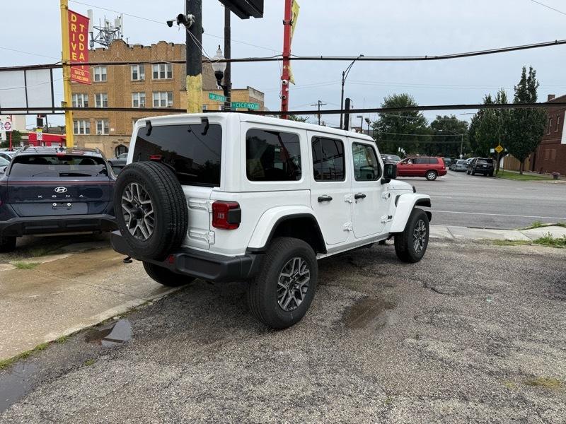 Jeep Wrangler Sahara 2025
