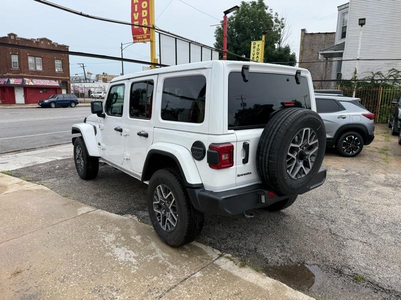 Jeep Wrangler Sahara 2025