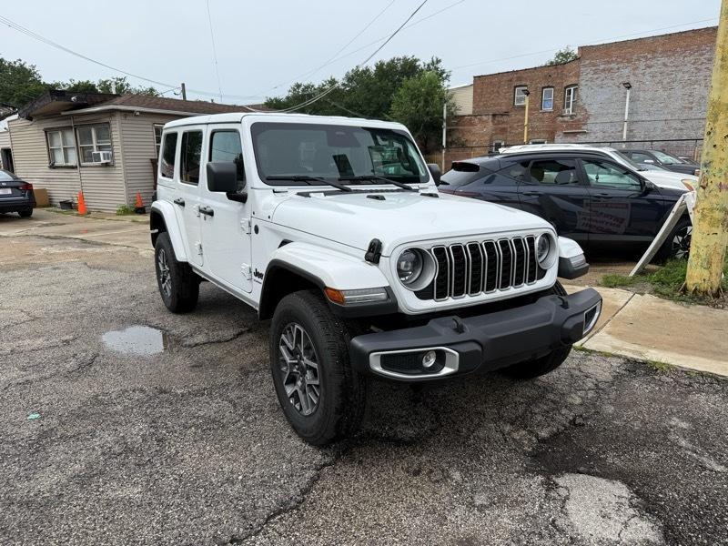 Jeep Wrangler Sahara 2025