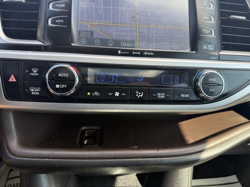 Toyota Highlander XLE FWD V6 2018