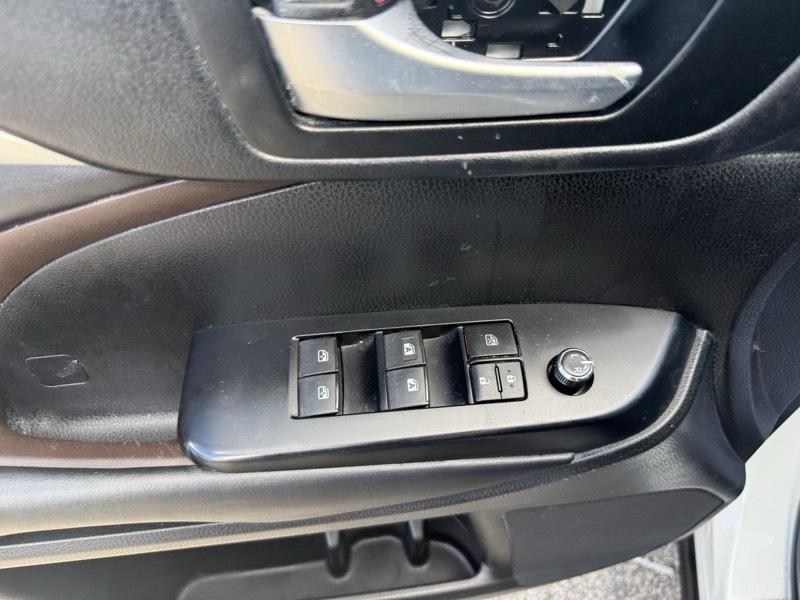 Toyota Highlander XLE FWD V6 2018
