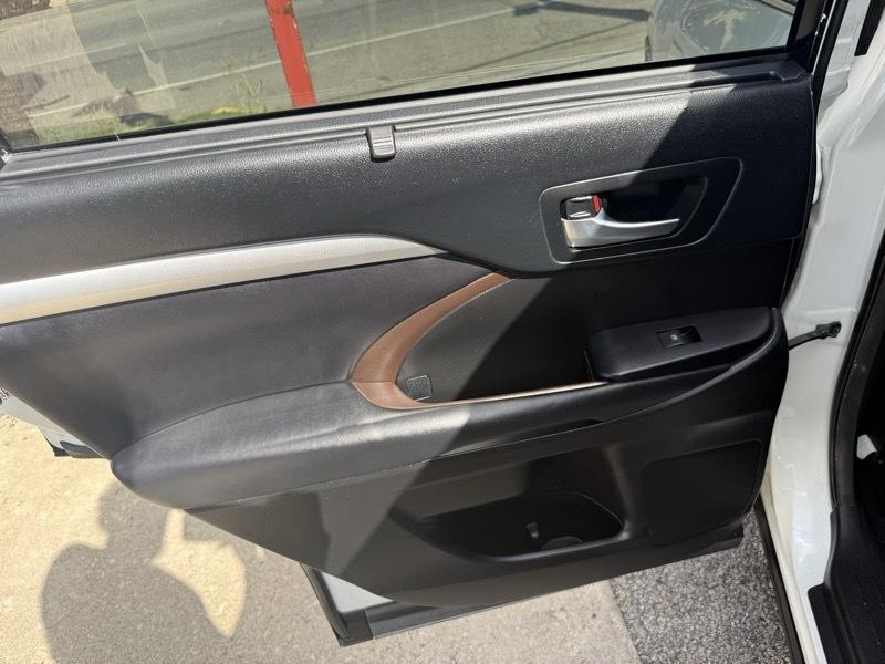 Toyota Highlander XLE FWD V6 2018