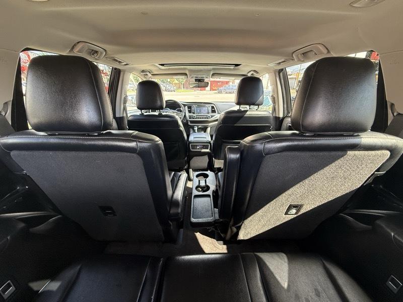 Toyota Highlander XLE FWD V6 2018