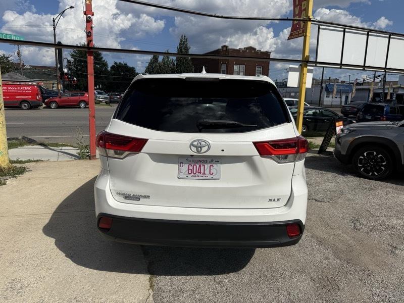 Toyota Highlander XLE FWD V6 2018