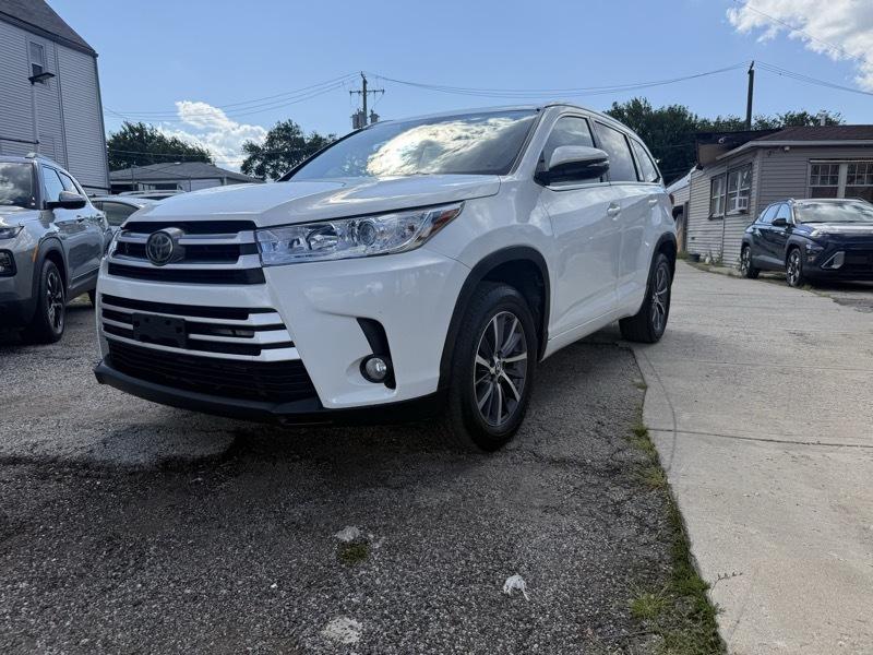 Toyota Highlander XLE FWD V6 2018