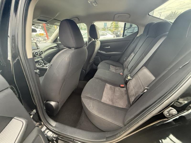 Nissan Sentra photo 31