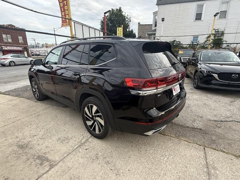 Volkswagen Atlas photo 8