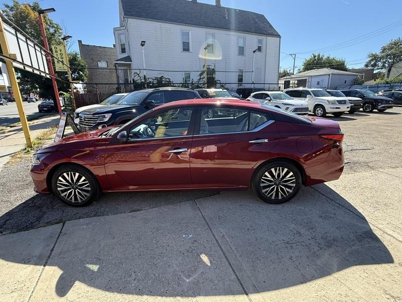 Nissan Altima 2.5 SV 2025