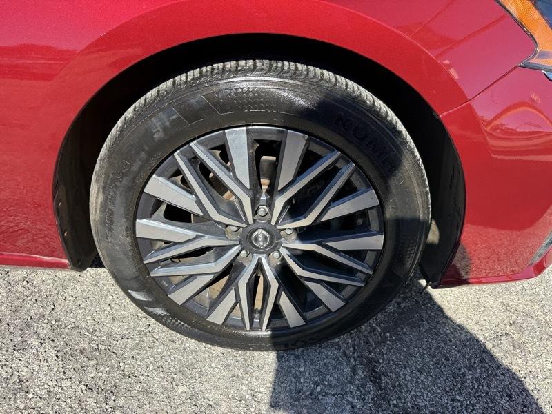 Nissan Altima 2.5 SV 2025
