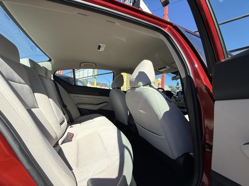Nissan Altima 2.5 SV 2025