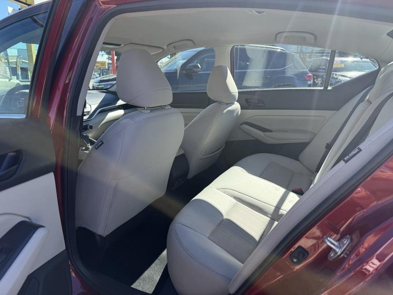 Nissan Altima 2.5 SV 2025