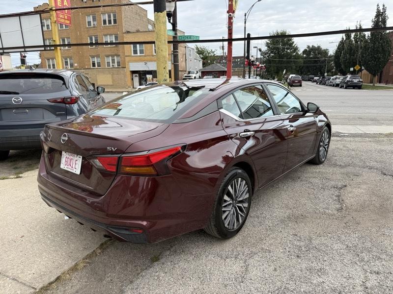 Nissan Altima photo 11