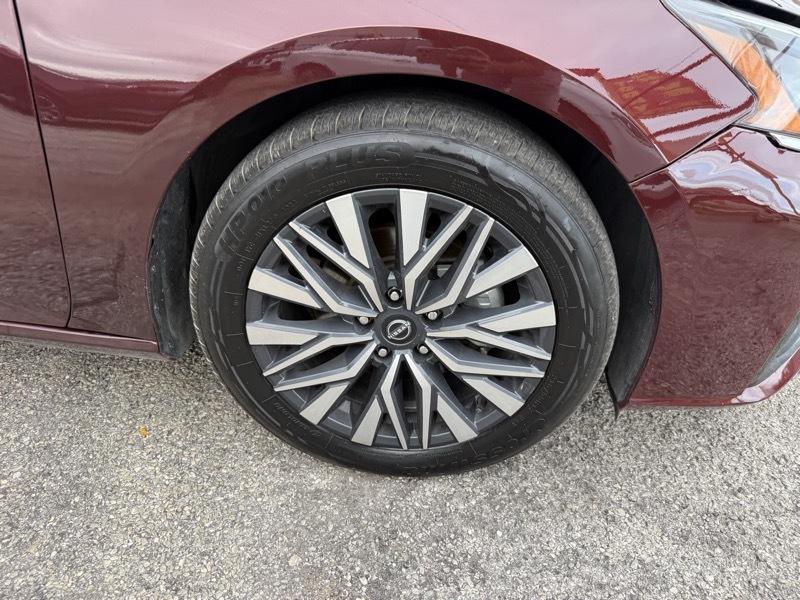 Nissan Altima photo 19