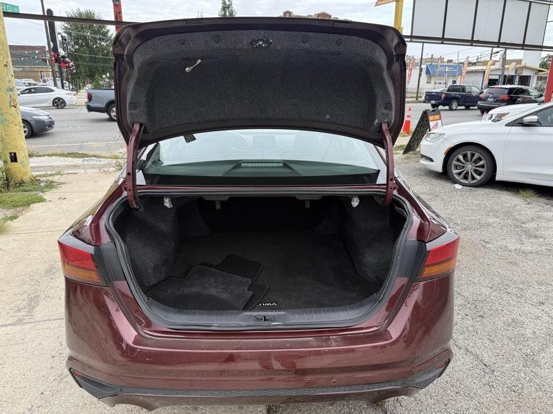 Nissan Altima photo 30