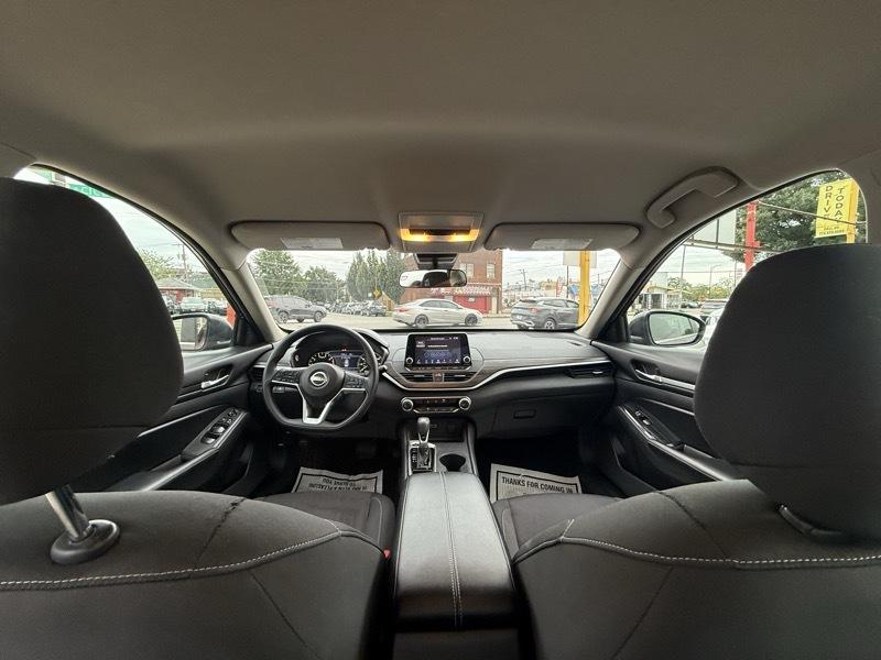 Nissan Altima photo 33