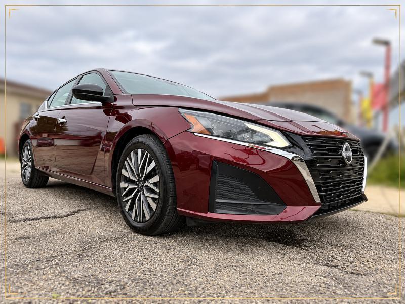 Nissan Altima photo 3