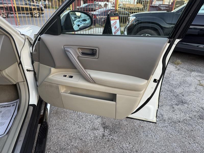 Infiniti FX FX35 AWD 2004