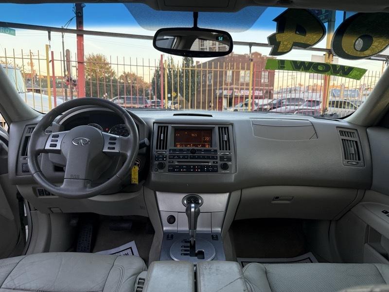 Infiniti FX FX35 AWD 2004