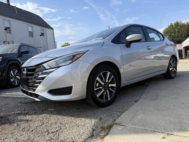 Nissan Versa SV 2025