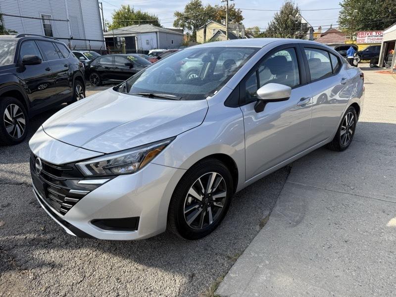 Nissan Versa SV 2025