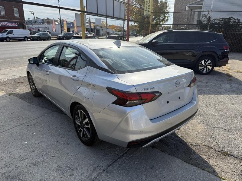 Nissan Versa SV 2025
