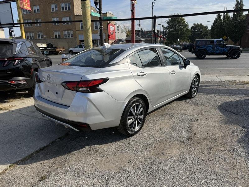 Nissan Versa SV 2025