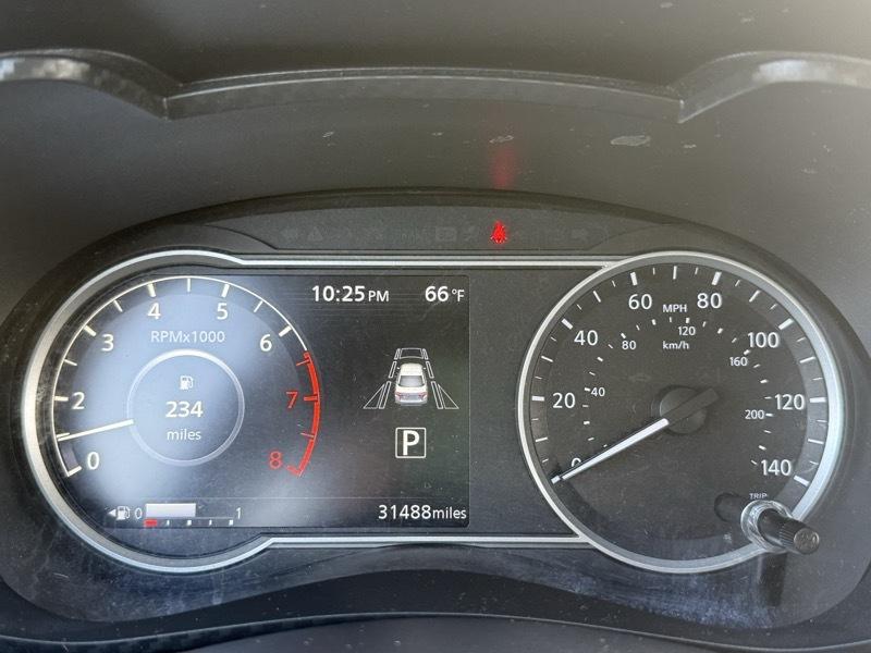 Nissan Versa SV 2025