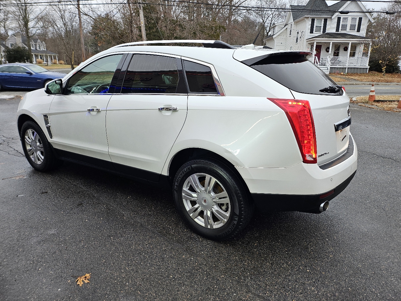 Cadillac SRX Luxury AWD 2012