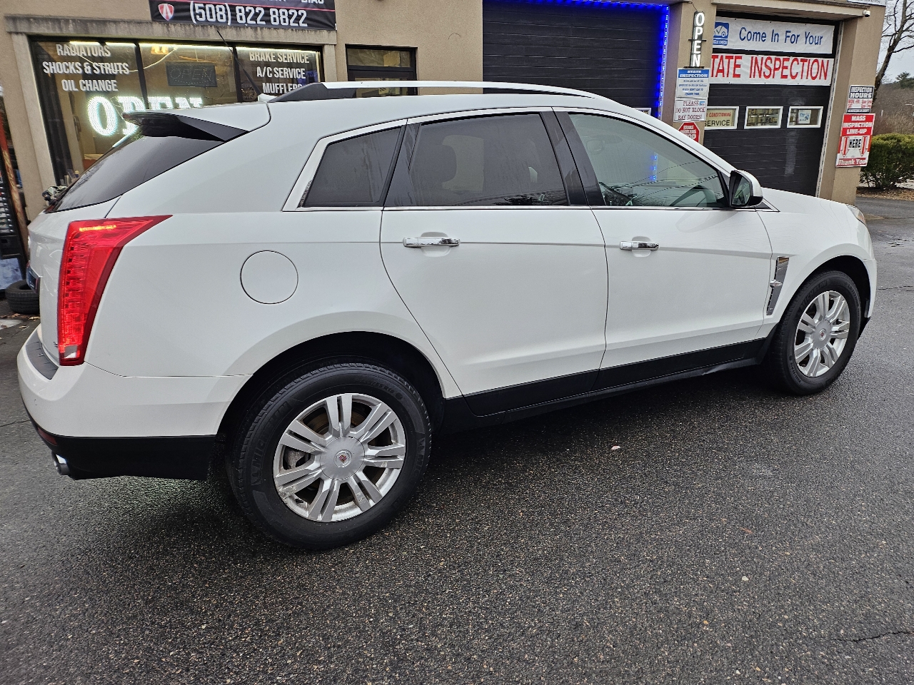 Cadillac SRX Luxury AWD 2012