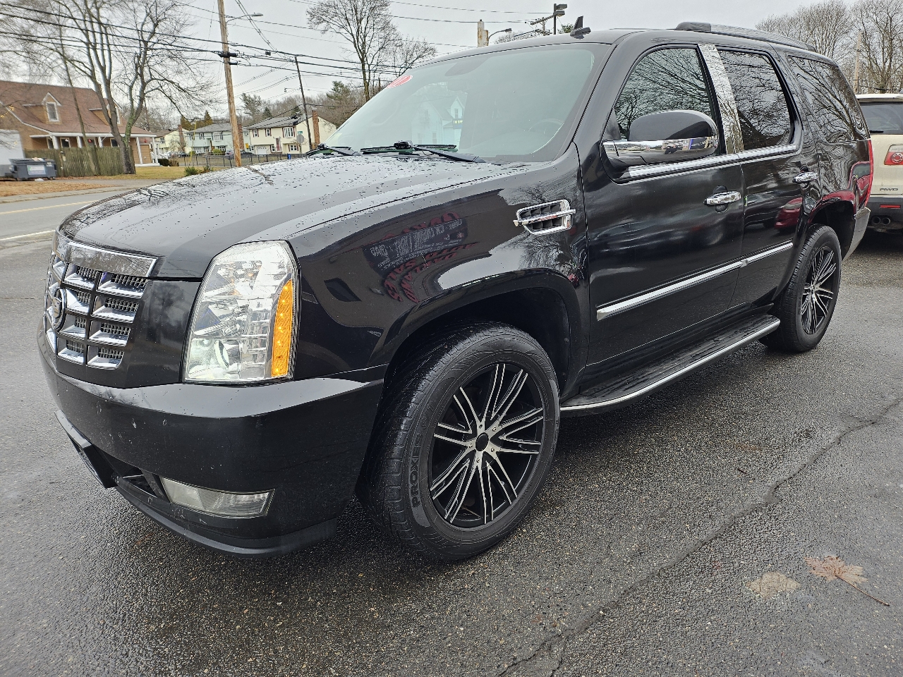 Cadillac Escalade AWD Luxury 2011