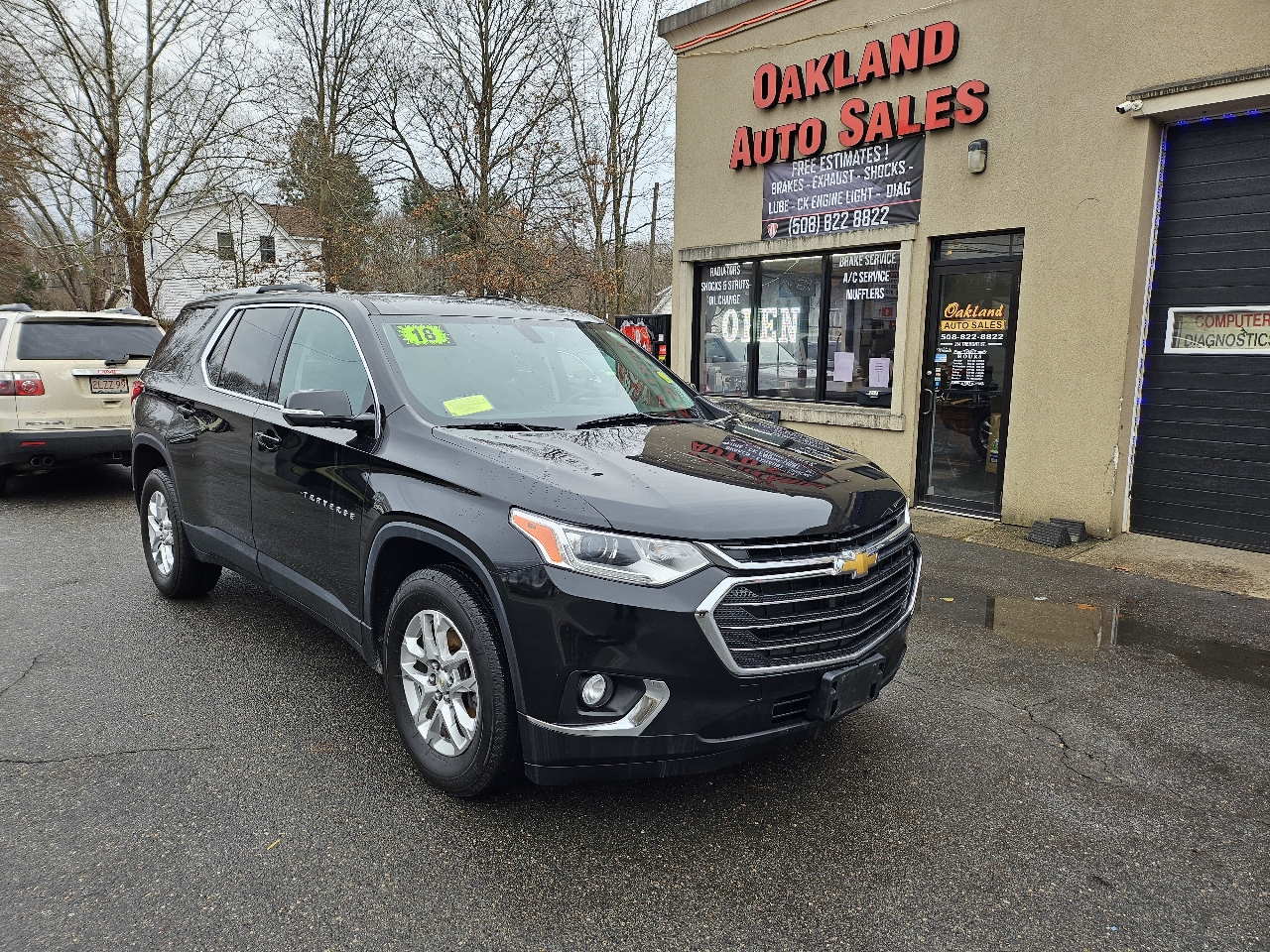 2018 Chevrolet Traverse LT Cloth FWD