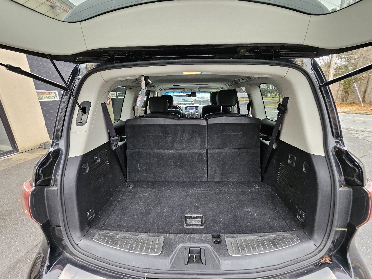 Infiniti QX80 4WD 2015