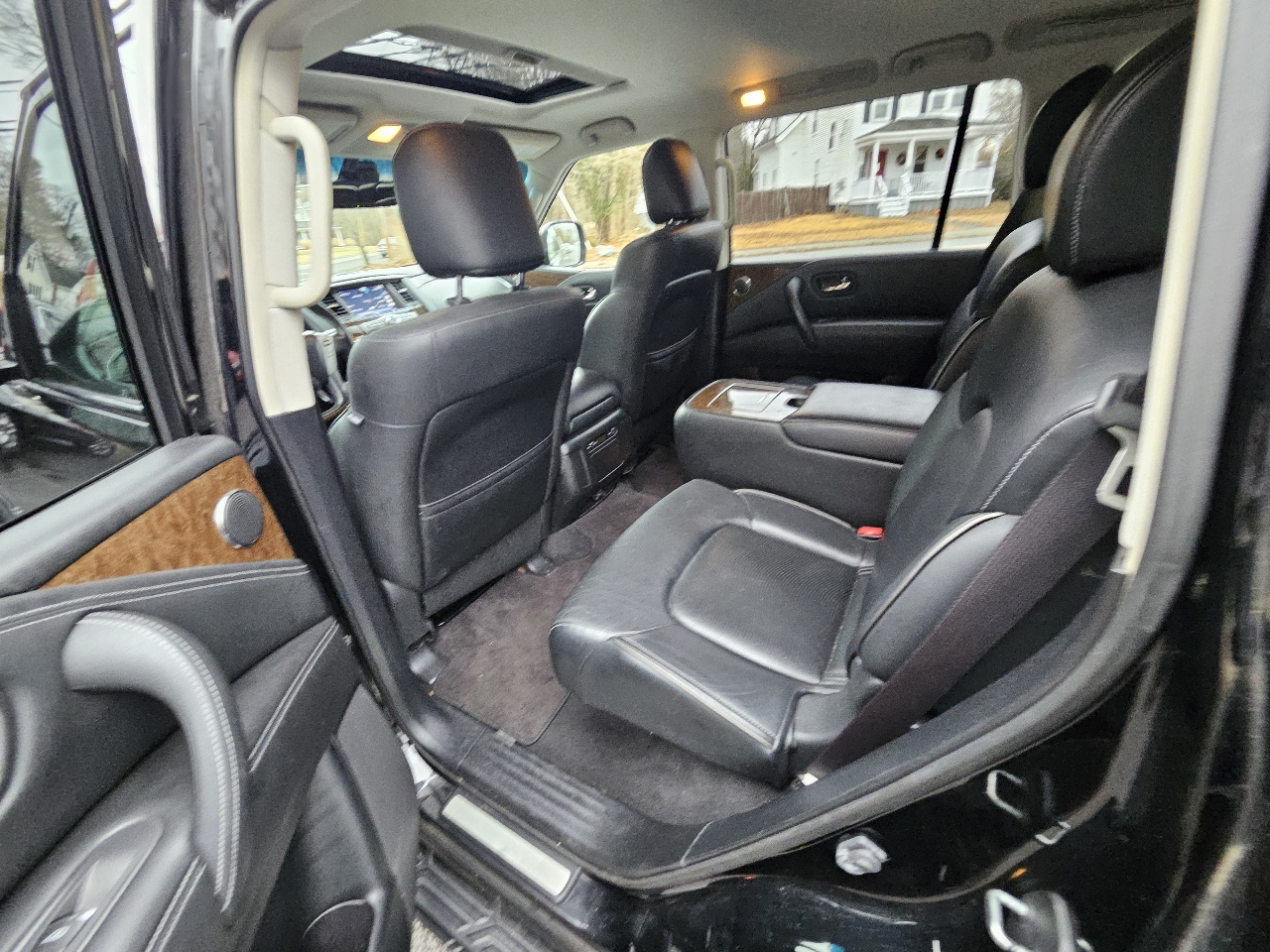 Infiniti QX80 4WD 2015